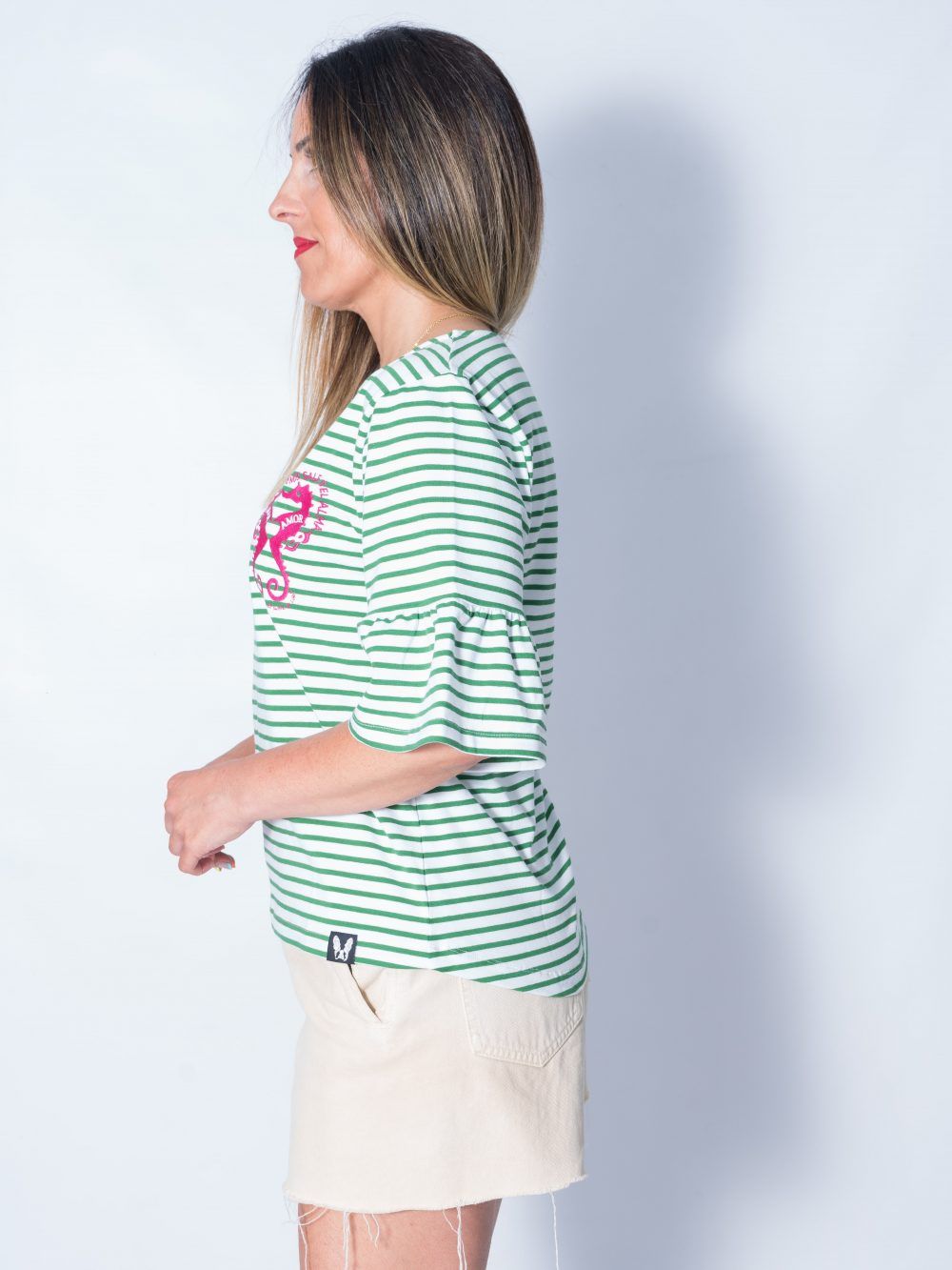 Camiseta “AMAR"
