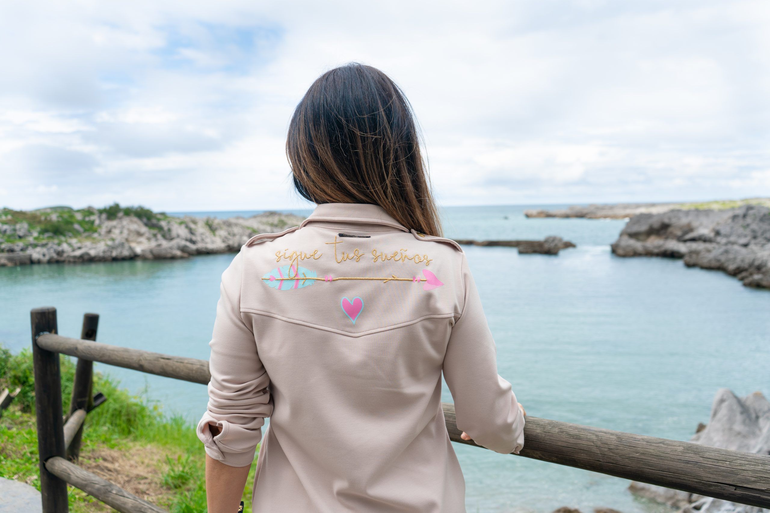 Vestido mujer sigue tus sueños diseño español con mensaje